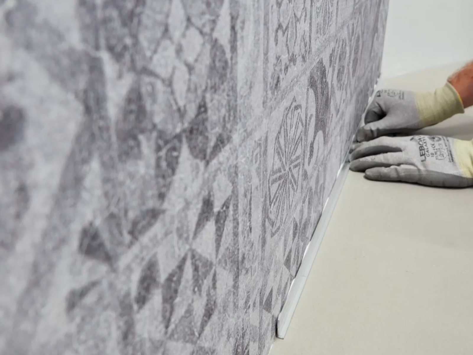 Bodenabschlussprofil SILBER 260 cm Länge passend zu Gerflor Mural Revela