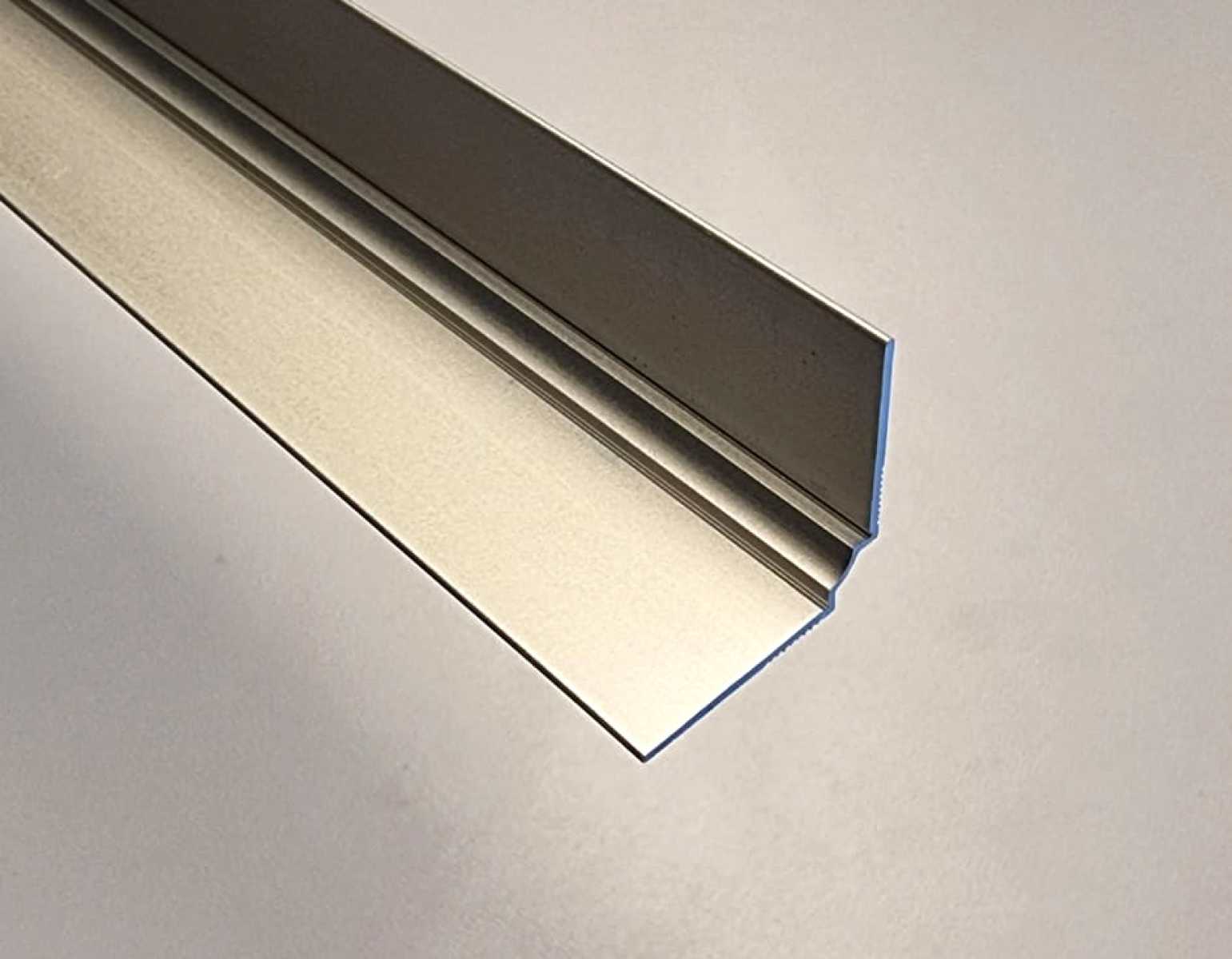 Szyny aluminiowe wewnątrz